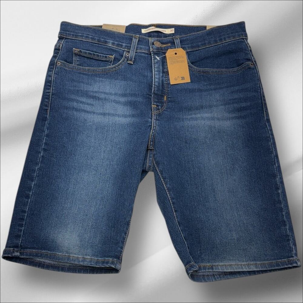 LEVI’S Women’s 30 SHAPING BERMUDA Jean Shorts